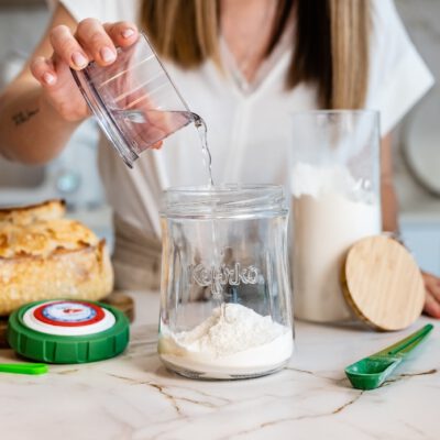 zuurdesembrood starter maker